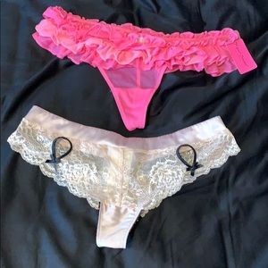 2 Thongs